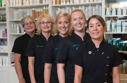 fr.v. Annemaj Hasselgren, Susanne Hasselgren, Linn Hesselryd, Sofia Bäckström och Linnéa Norrbom.